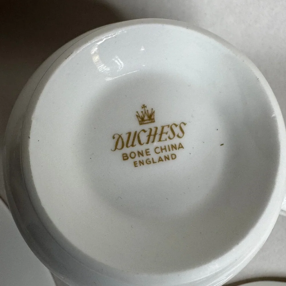 Duchess Bone China England Tea Cup Saucer and Side Plate Trio‎ White Floral Gold